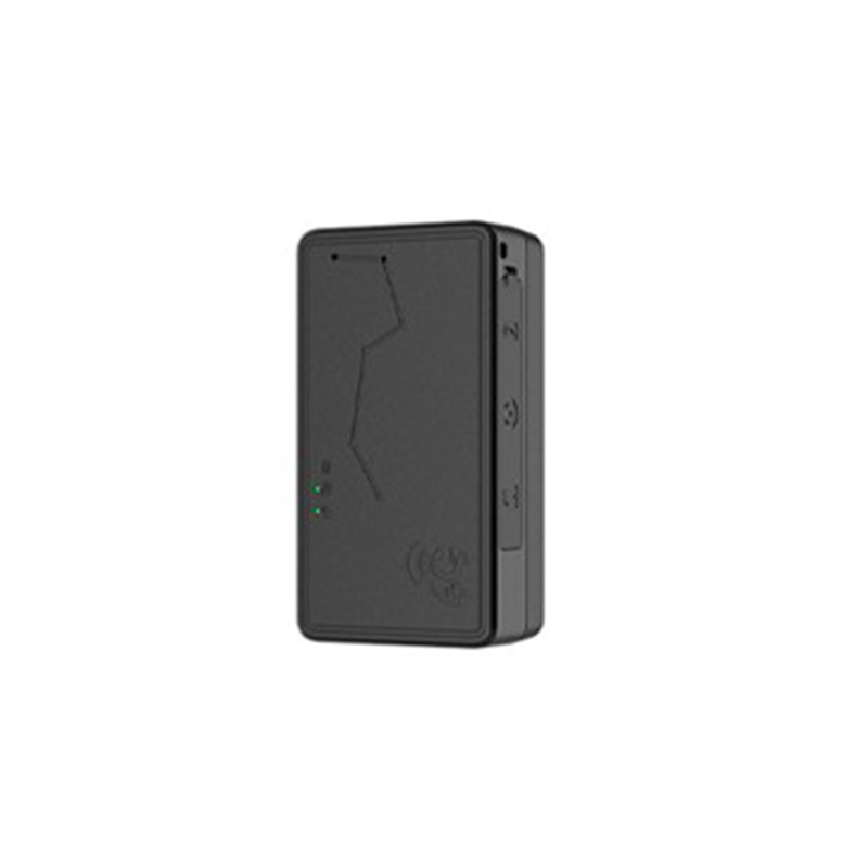 山品良造p6 gps定位仪器防水微型超长待机汽车追踪器的照片