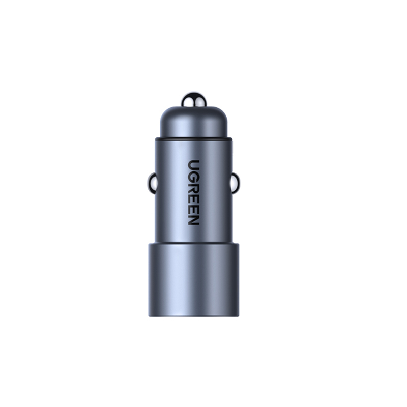 绿联 车载充电器 汽车点烟器一拖二双USB4.8A快充24W总功率的照片